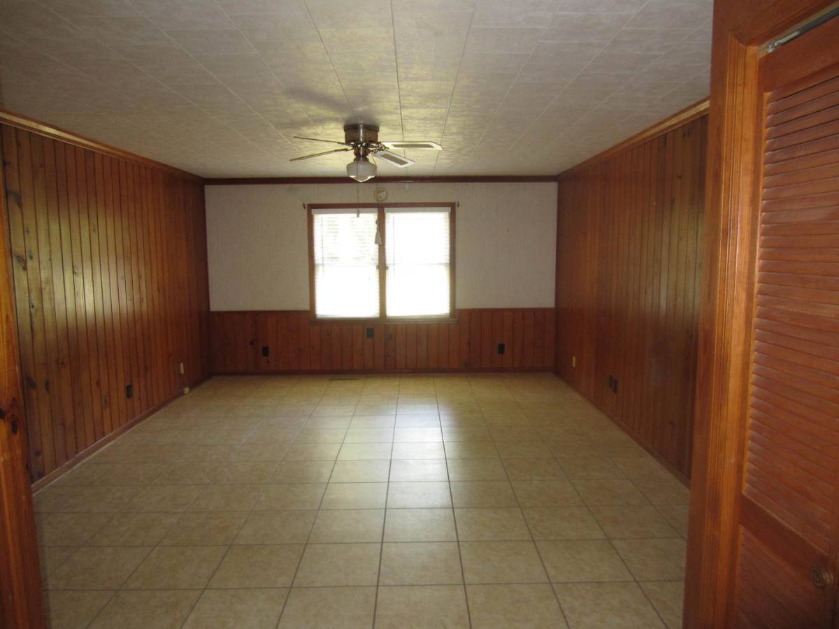 House for rent at 706 Pineview Dr, Valdosta, GA 31602