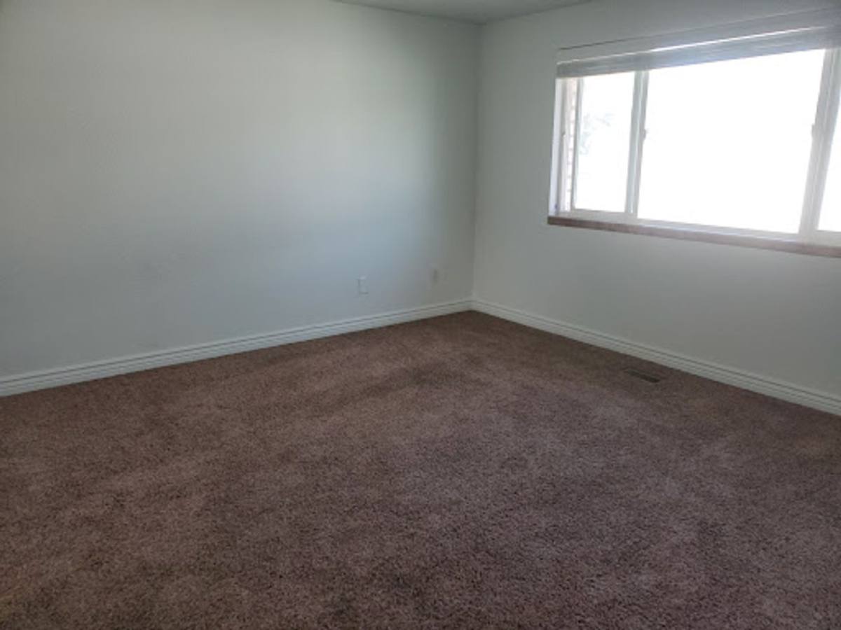 Apartment for rent at 466 Woodland Ave, Salt Lake City, UT 84115