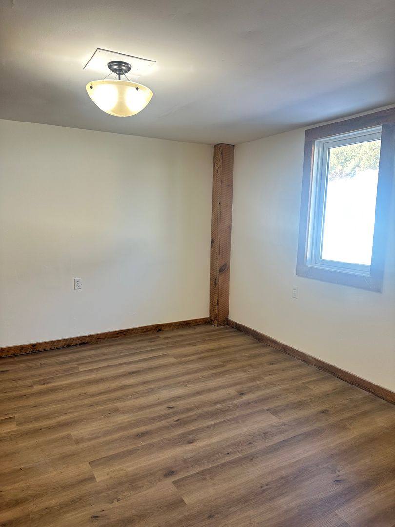 Apartment for rent at 283 Station Rd, Hurley, NY 12443