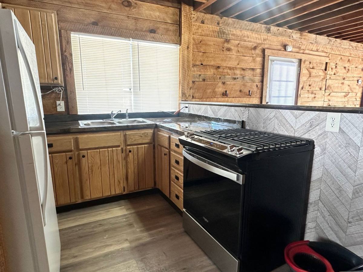 Apartment for rent at 283 Station Rd, Hurley, NY 12443