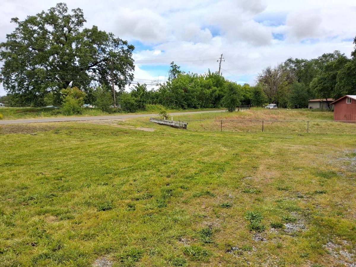 Apartment for rent at 6656 & 6660 Churn Creek Rd, Redding, CA 96002