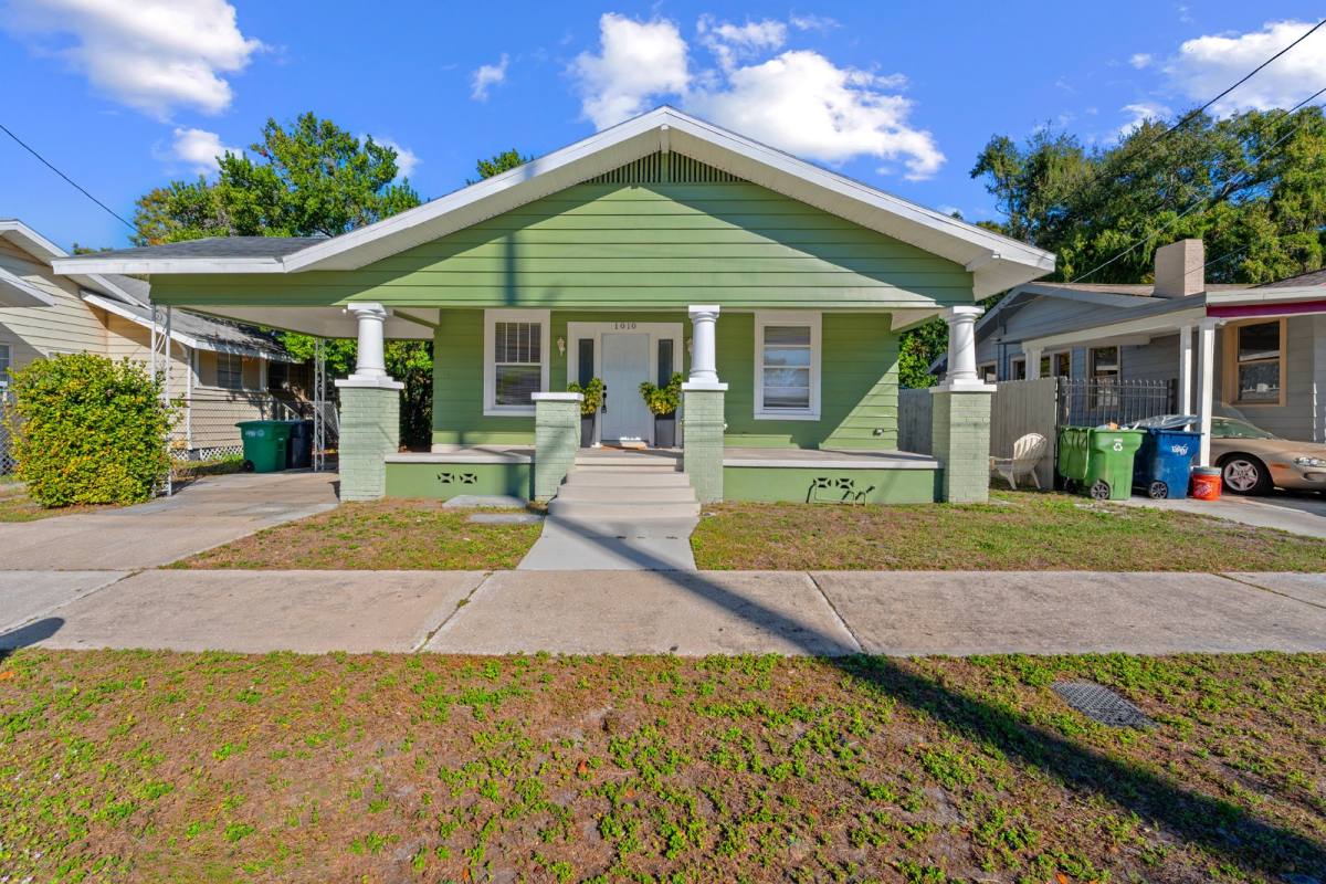 House for rent at 1010 E Lake Ave, Tampa, FL 33605