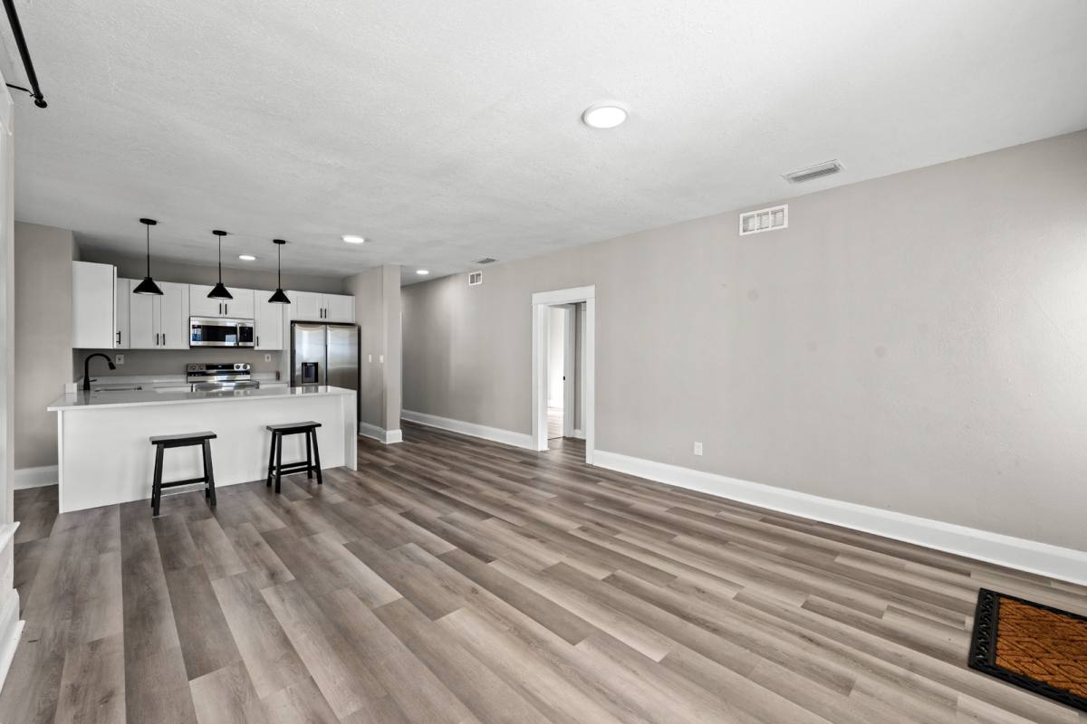 House for rent at 1010 E Lake Ave, Tampa, FL 33605