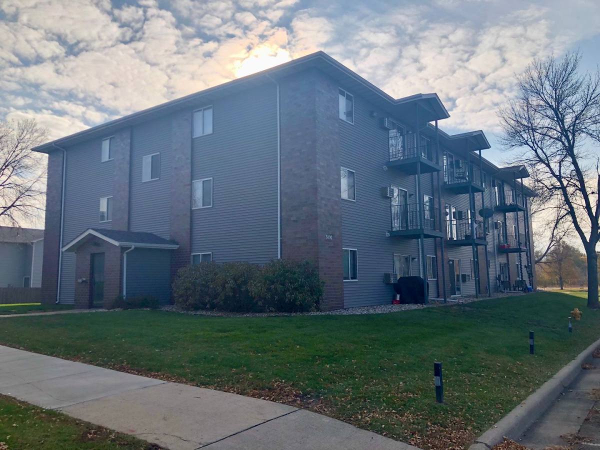 Apartment for rent at 5801 W Christopher Place, Sioux Falls, SD 57106