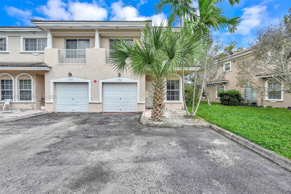 Townhouse for rent at 1731 NW 94th Ave, Coral Springs, FL 33071