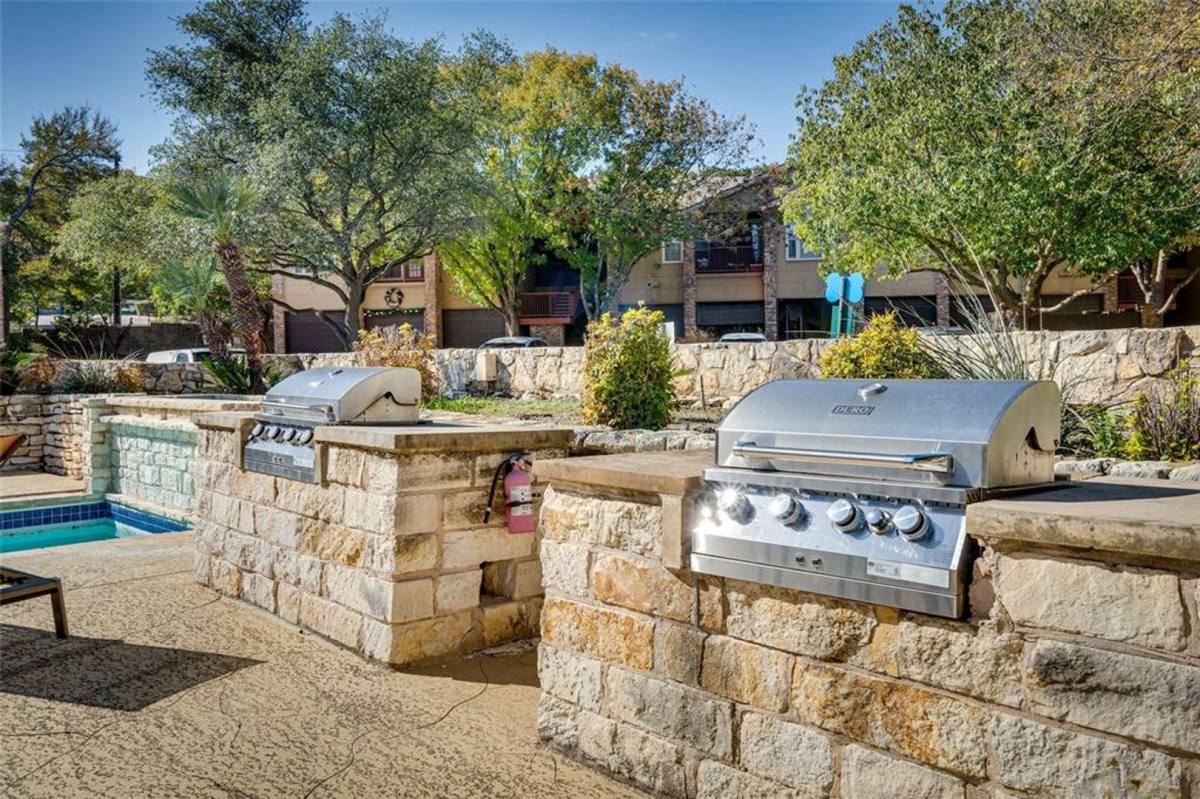 Townhouse for rent at 6804 N Capital of Texas Highway 424, Austin, TX 78731
