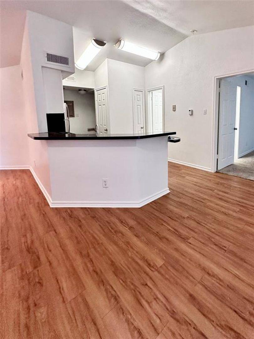 Townhouse for rent at 6804 N Capital of Texas Highway 424, Austin, TX 78731