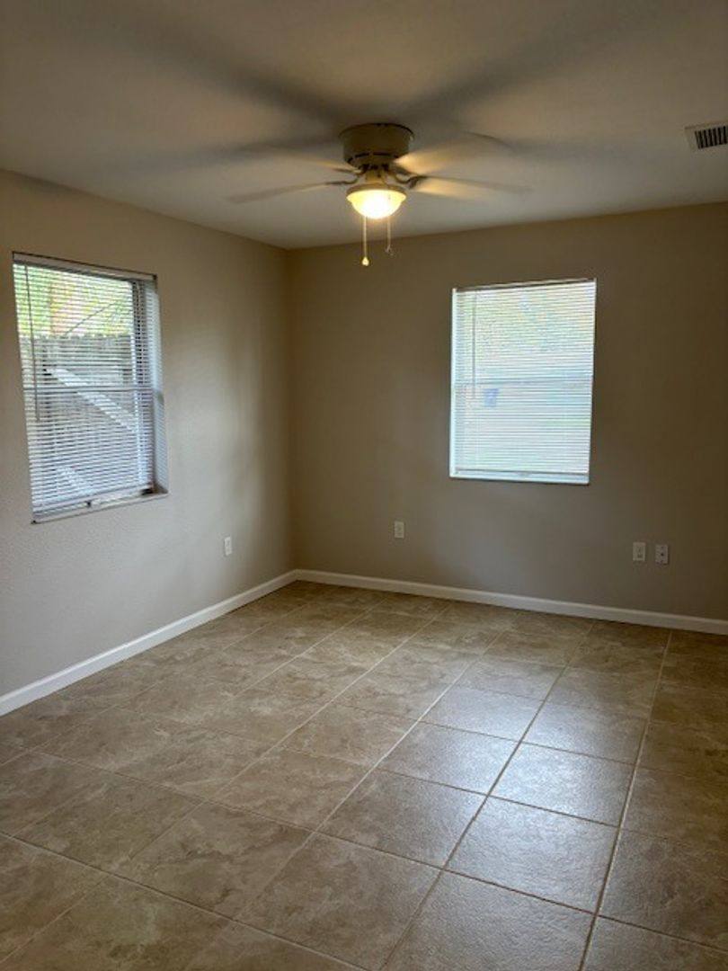 House for rent at 120 Hardin Place, Edgewater, FL 32132