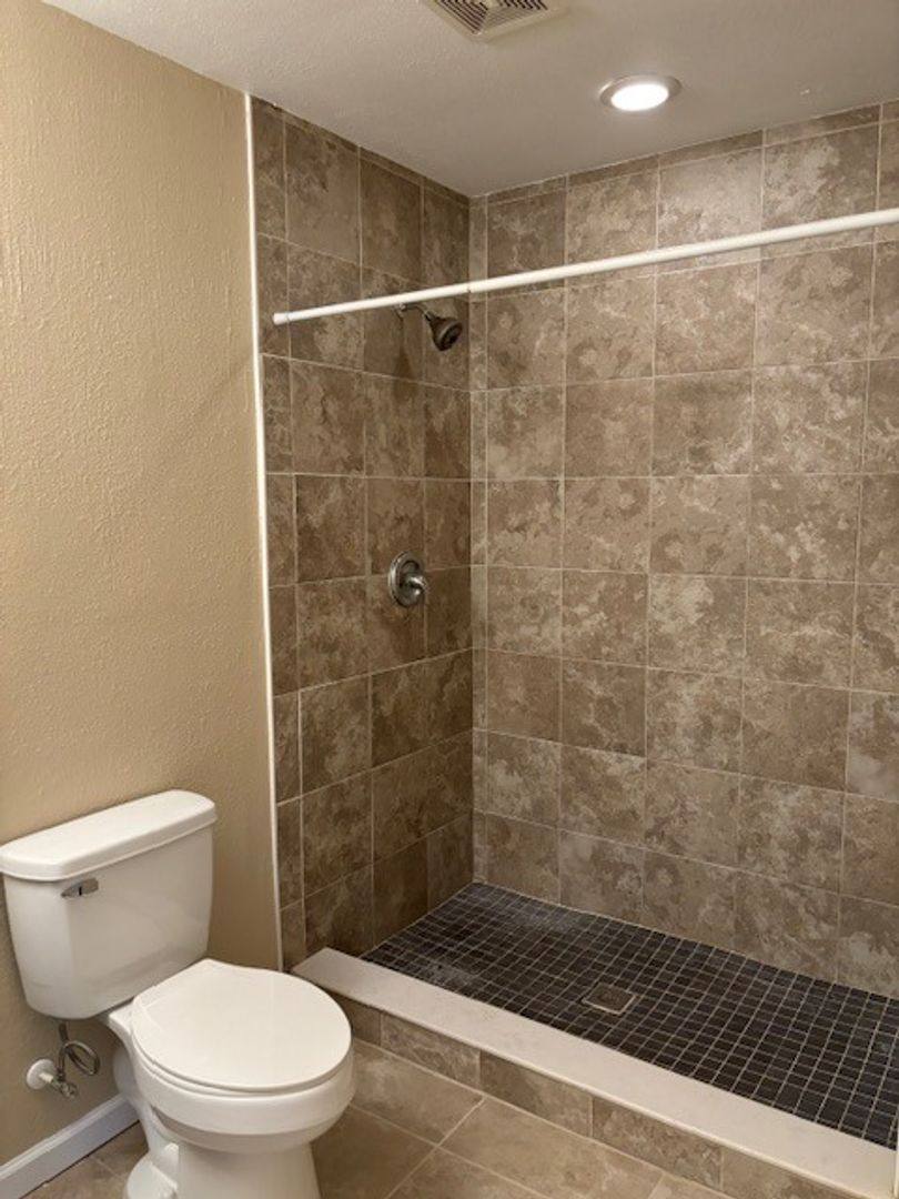 House for rent at 120 Hardin Place, Edgewater, FL 32132