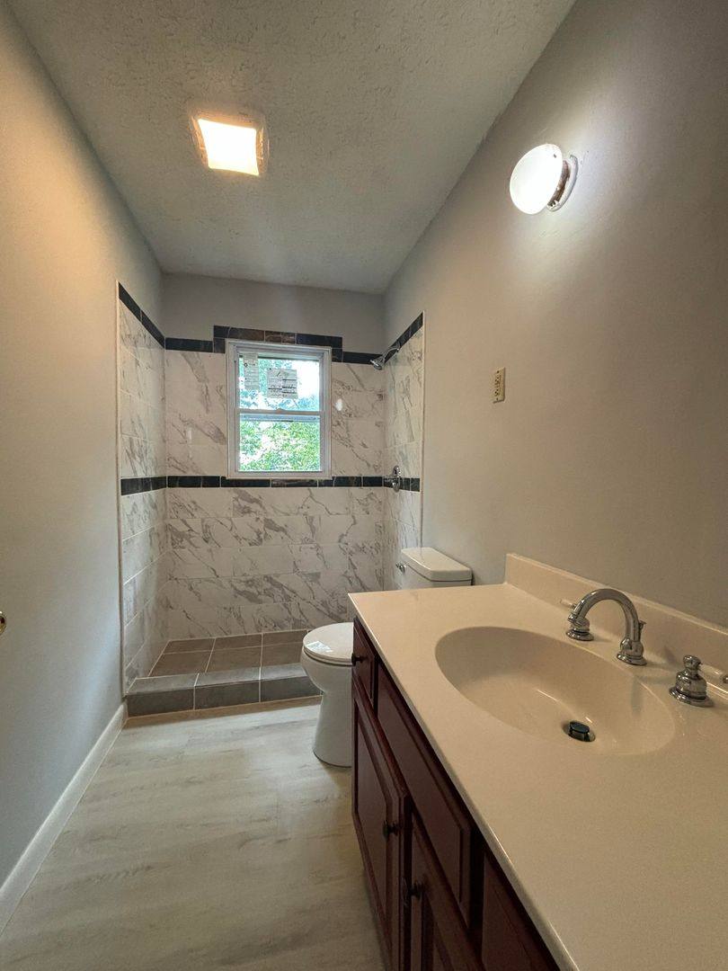House for rent at 1733 Holly Dr, Bowling Green, KY 42101