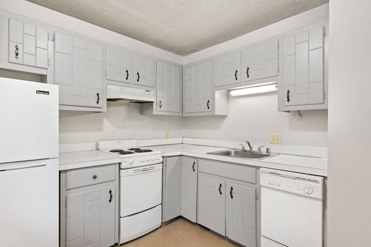 Apartment for rent at 1900-1906 11th Ave, Greeley, CO 80631