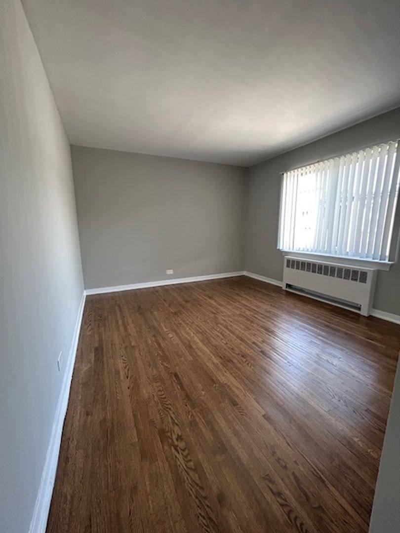 Apartment for rent at 231 N Ridge, Evanston, IL 60202