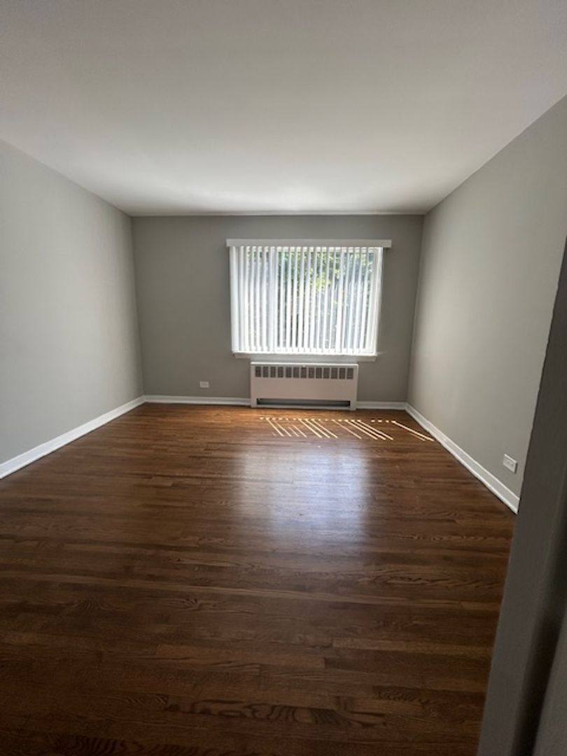 Apartment for rent at 231 N Ridge, Evanston, IL 60202