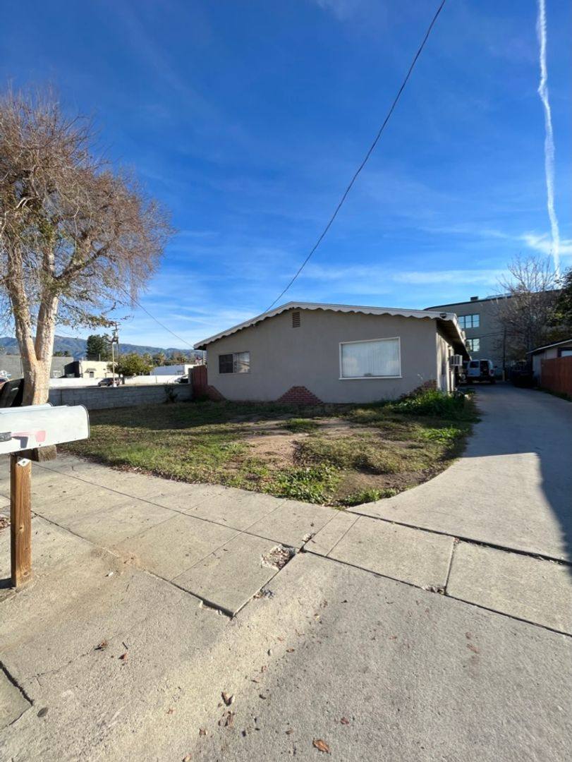 Apartment for rent at 2139 Belle St, San Bernardino, CA 92405