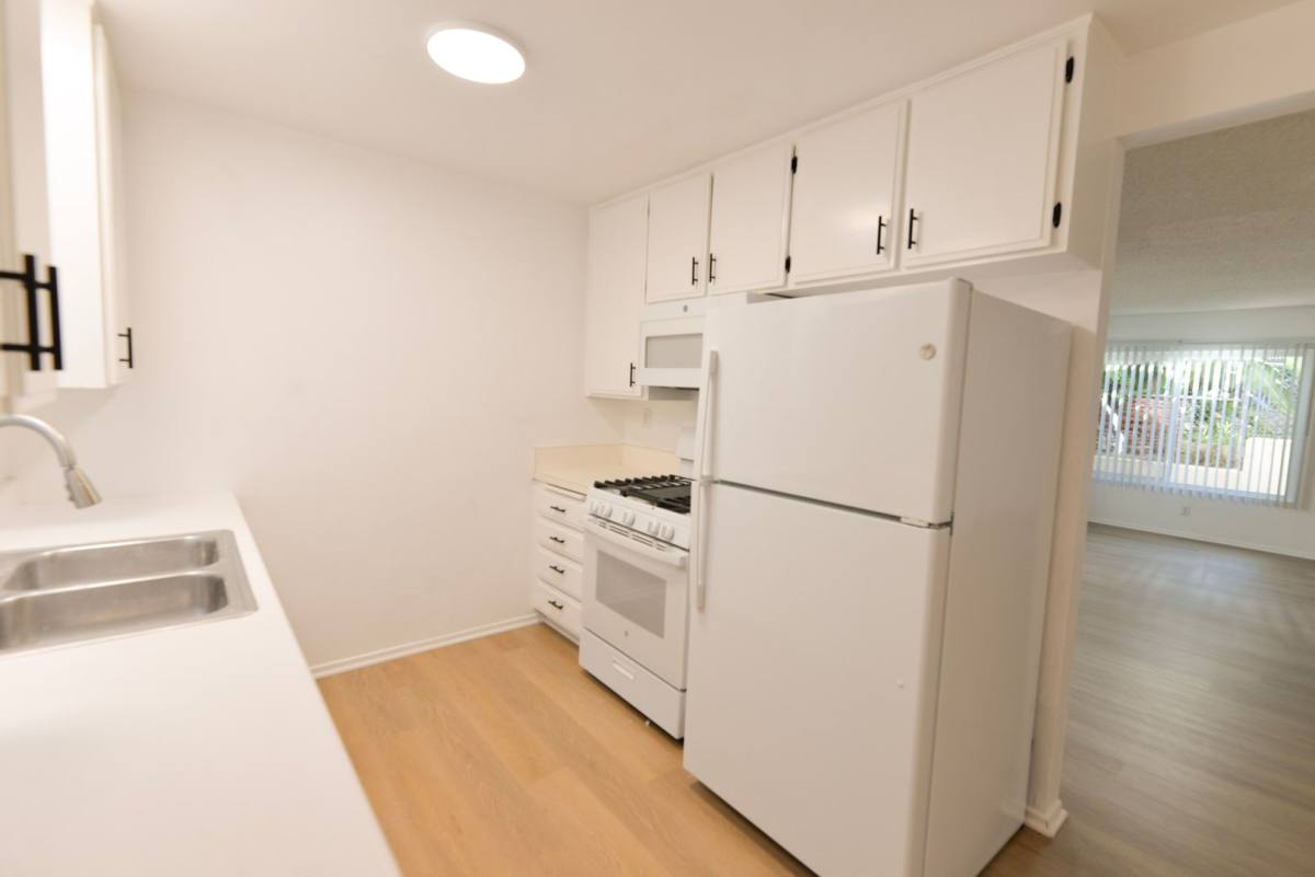 Apartment for rent at 306 Avenida Granada, San Clemente, CA 92672