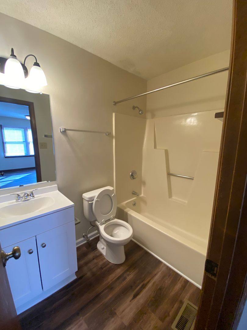 Apartment for rent at 1512 Collegeview Ave, Raleigh, NC 27606