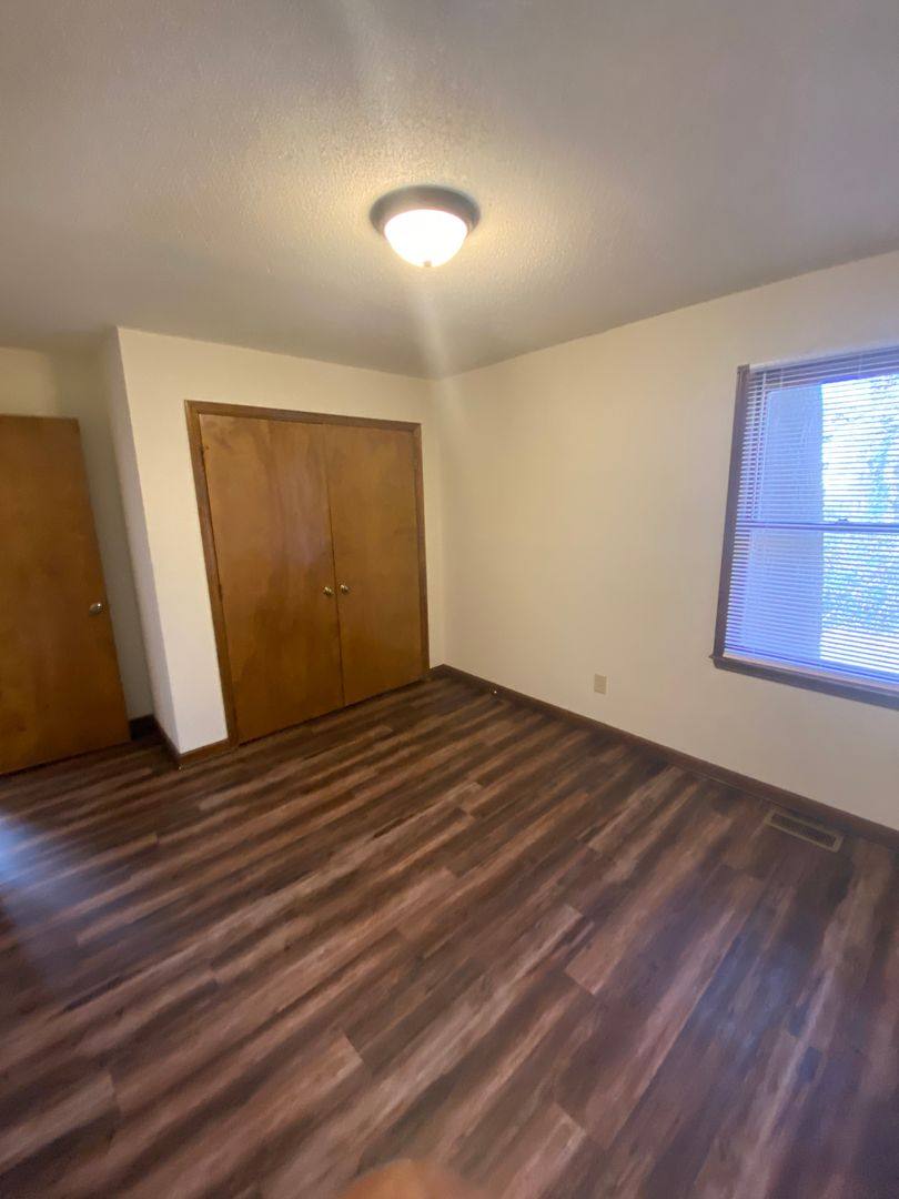 Apartment for rent at 1512 Collegeview Ave, Raleigh, NC 27606
