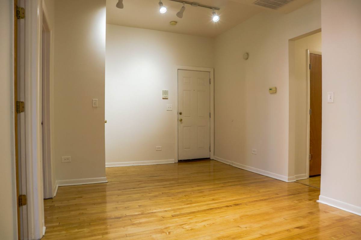 Apartment for rent at 1400 W Taylor St, Chicago, IL 60607