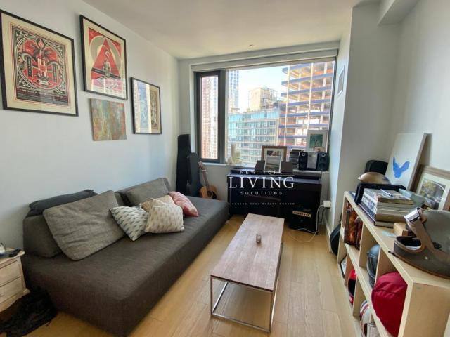 Apartment for rent at 10 City Point #33P, Brooklyn, NY 11201