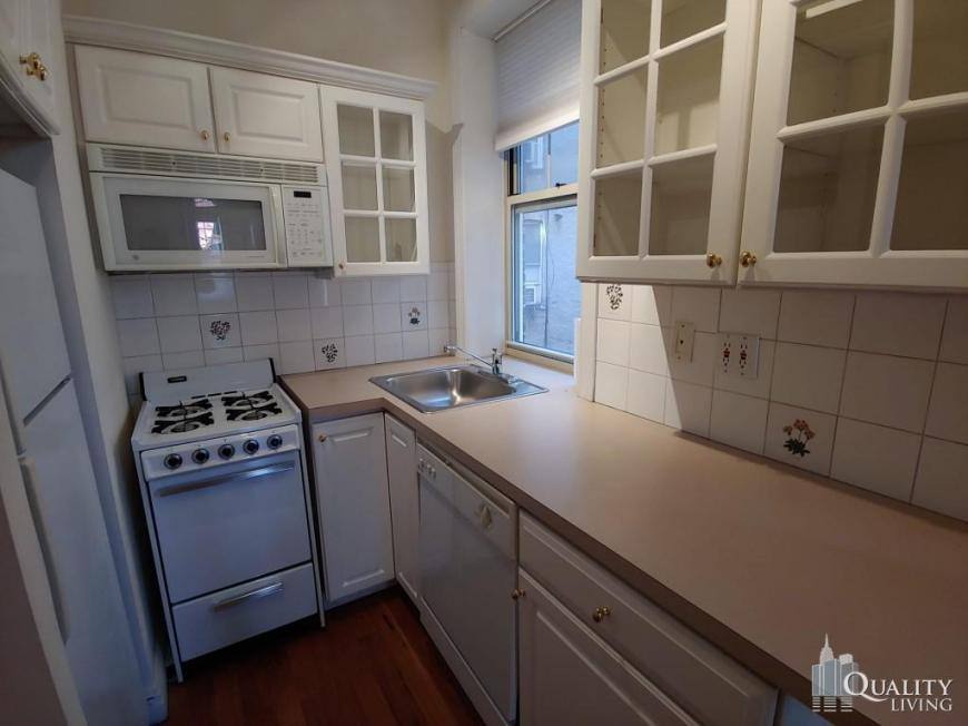Apartment for rent at 207 W 10th #3D, New York, NY 10014