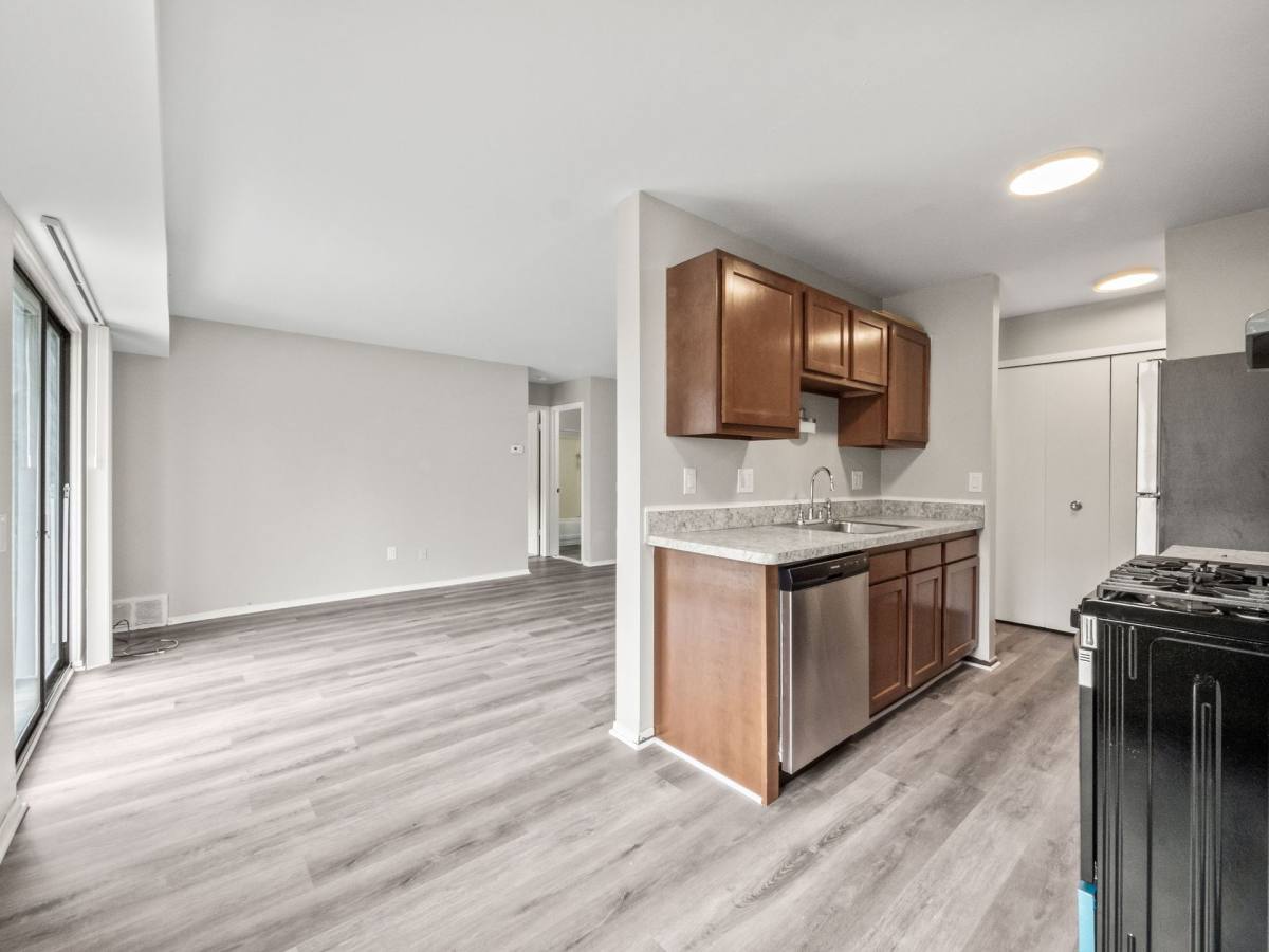 Apartment for rent at 23243 E 15 Mile Rd, Clinton Township, MI 48035