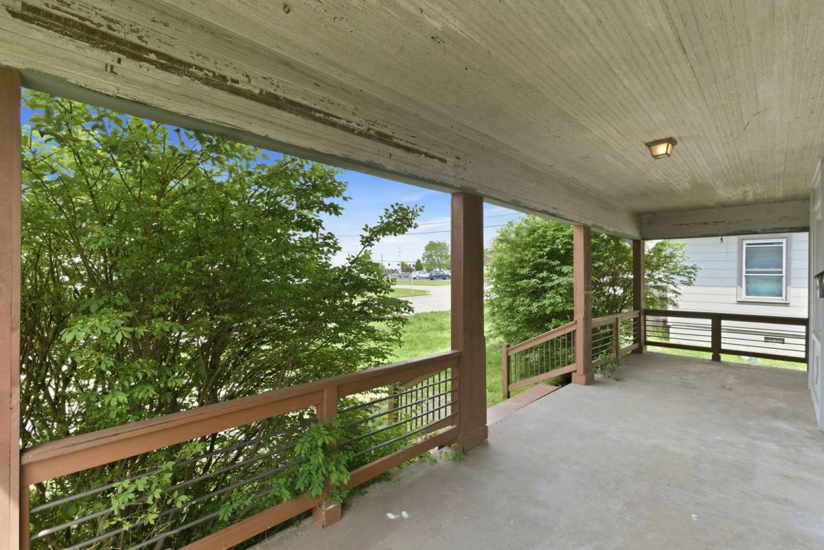 House for rent at 2154 E Cairo St, Springfield, MO 65802