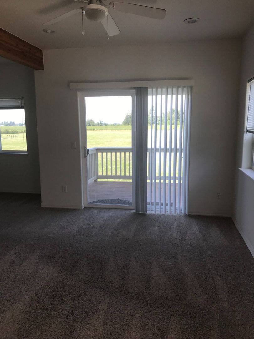 Apartment for rent at 105 Thendara Park, Everson, WA 98247
