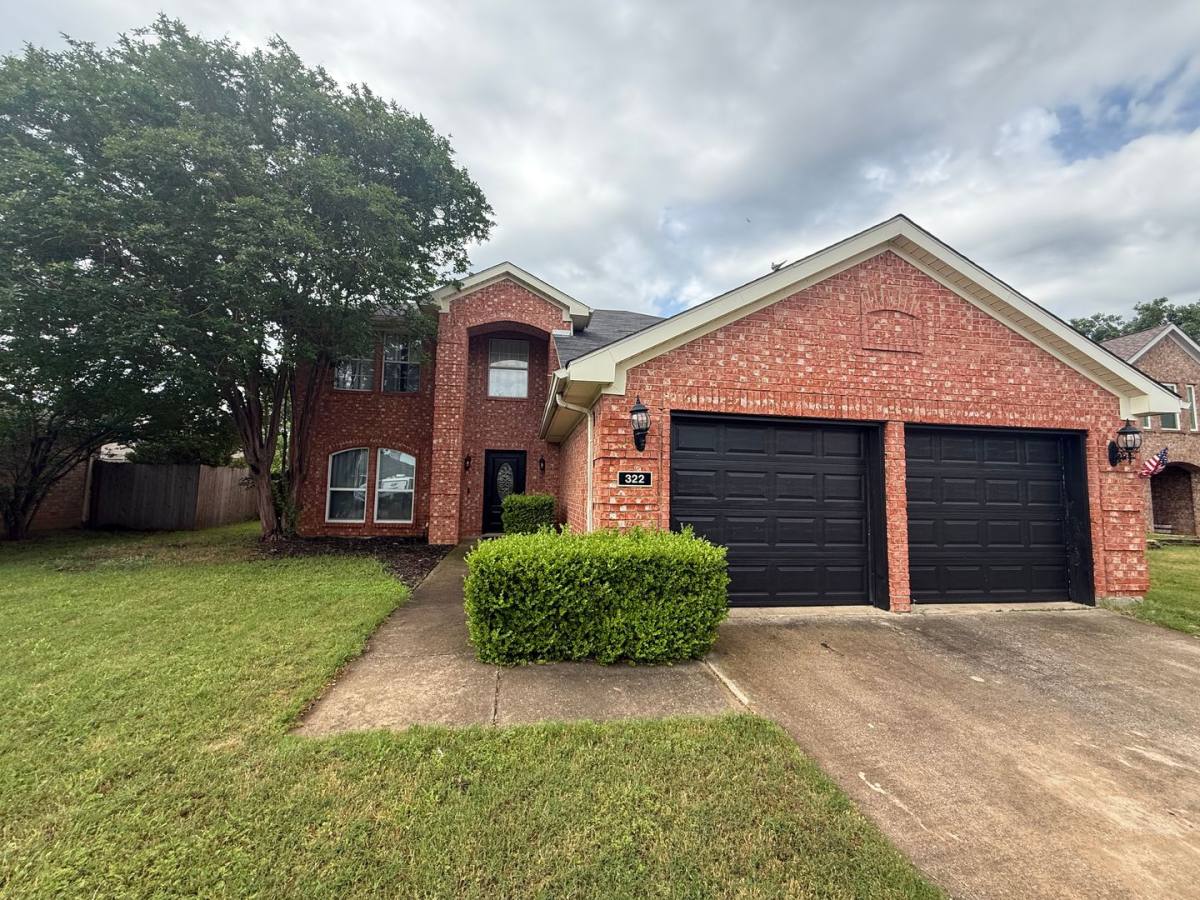 House for rent at 322 Ashley Oak Lane, Lake Dallas, TX 75065