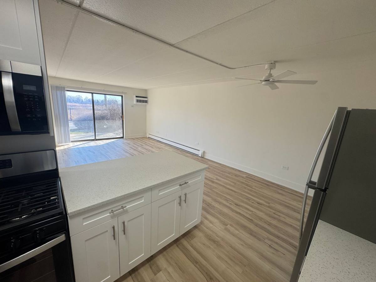 Apartment for rent at 62 S Wolf Rd, Wheeling, IL 60090