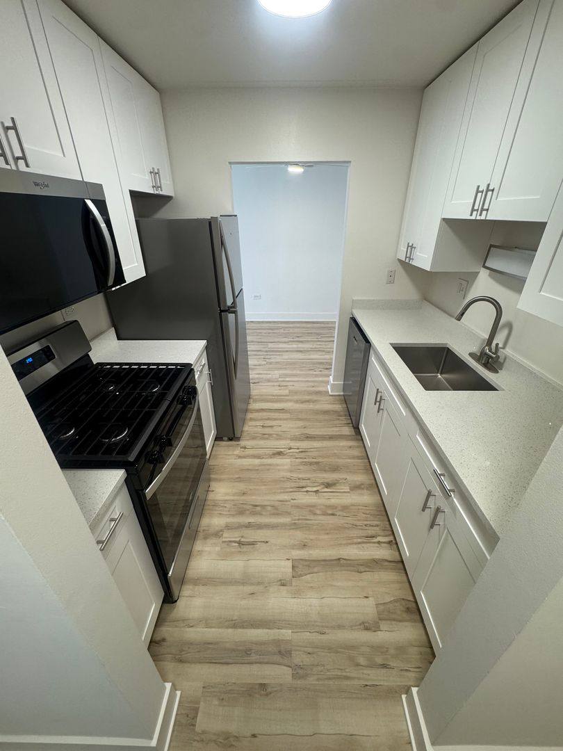Apartment for rent at 62 S Wolf Rd, Wheeling, IL 60090
