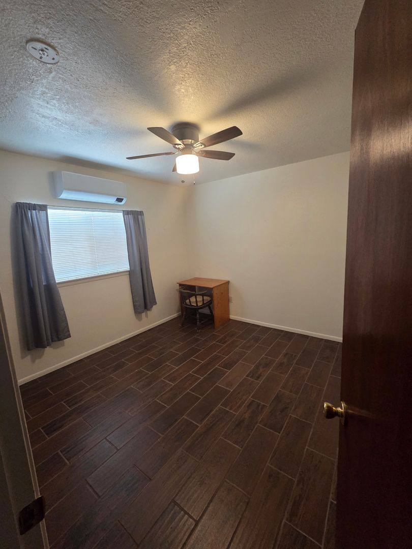 Townhouse for rent at 5109 Redlands Rd NW, Albuquerque, NM 87120