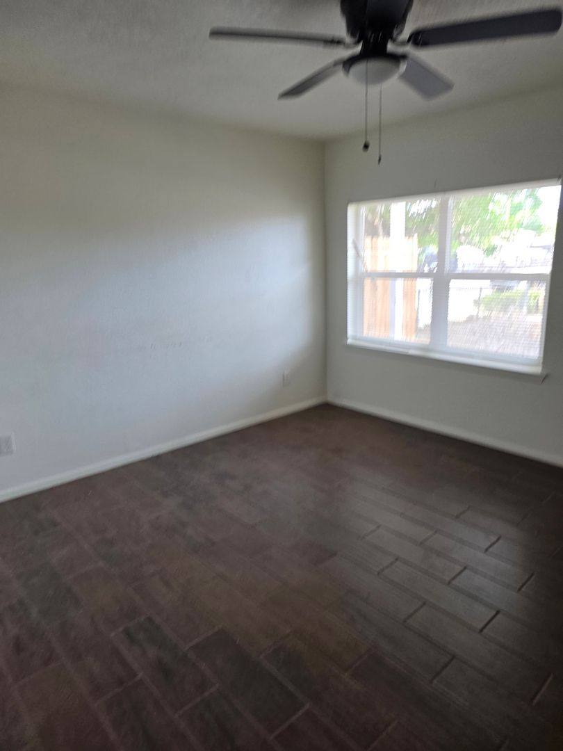 Townhouse for rent at 5109 Redlands Rd NW, Albuquerque, NM 87120