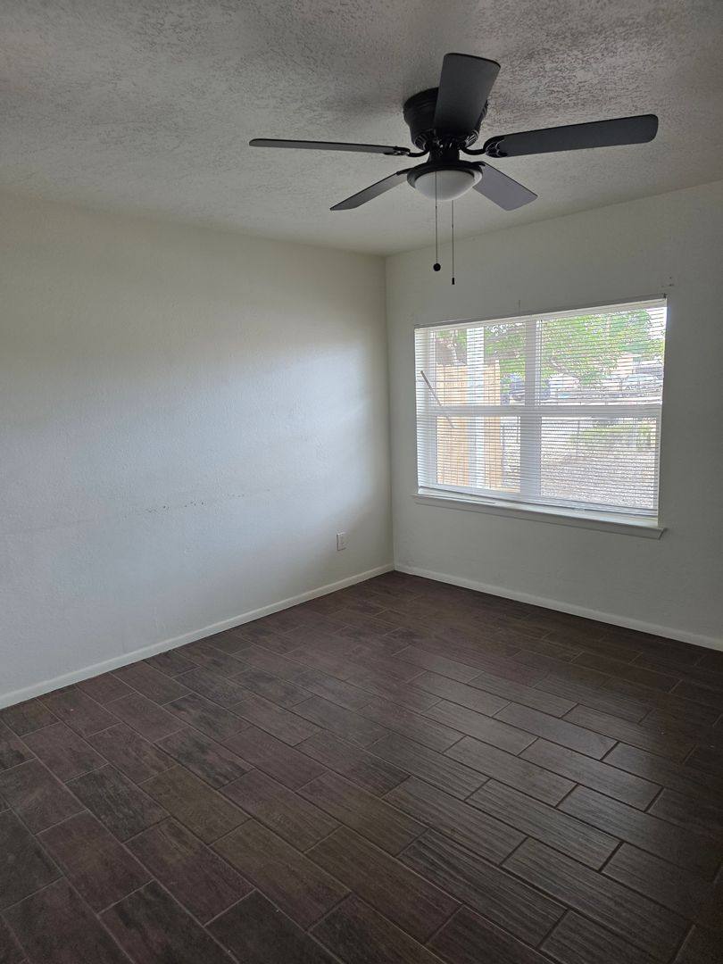 Townhouse for rent at 5109 Redlands Rd NW, Albuquerque, NM 87120