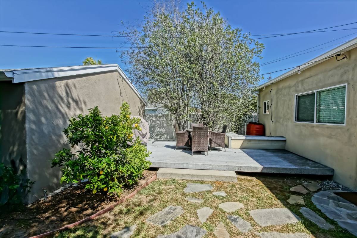 House for rent at 4724 W 136th St, Hawthorne, CA 90250