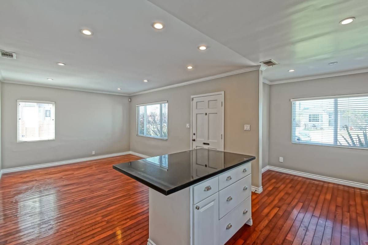 House for rent at 4724 W 136th St, Hawthorne, CA 90250