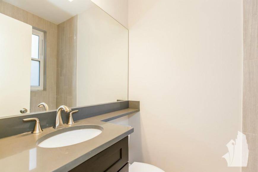Apartment for rent at 511 W Belmont, Chicago, IL 60657