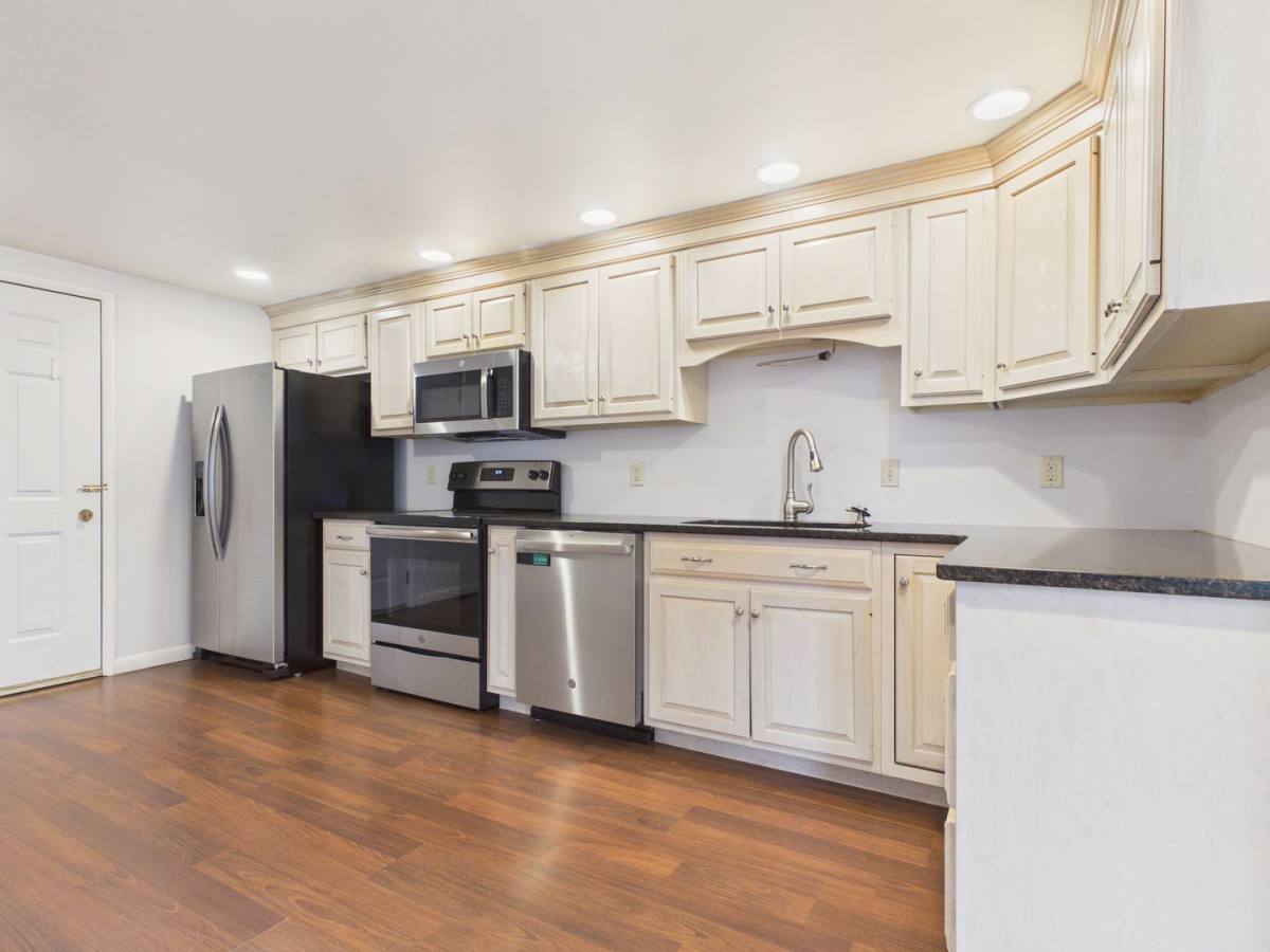Apartment for rent at 221 N Spring St, Middletown, PA 17057