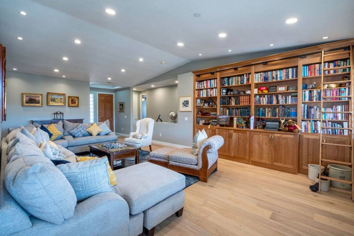 House for rent at 2329 N Prospectors Lane, Washington, UT 84780