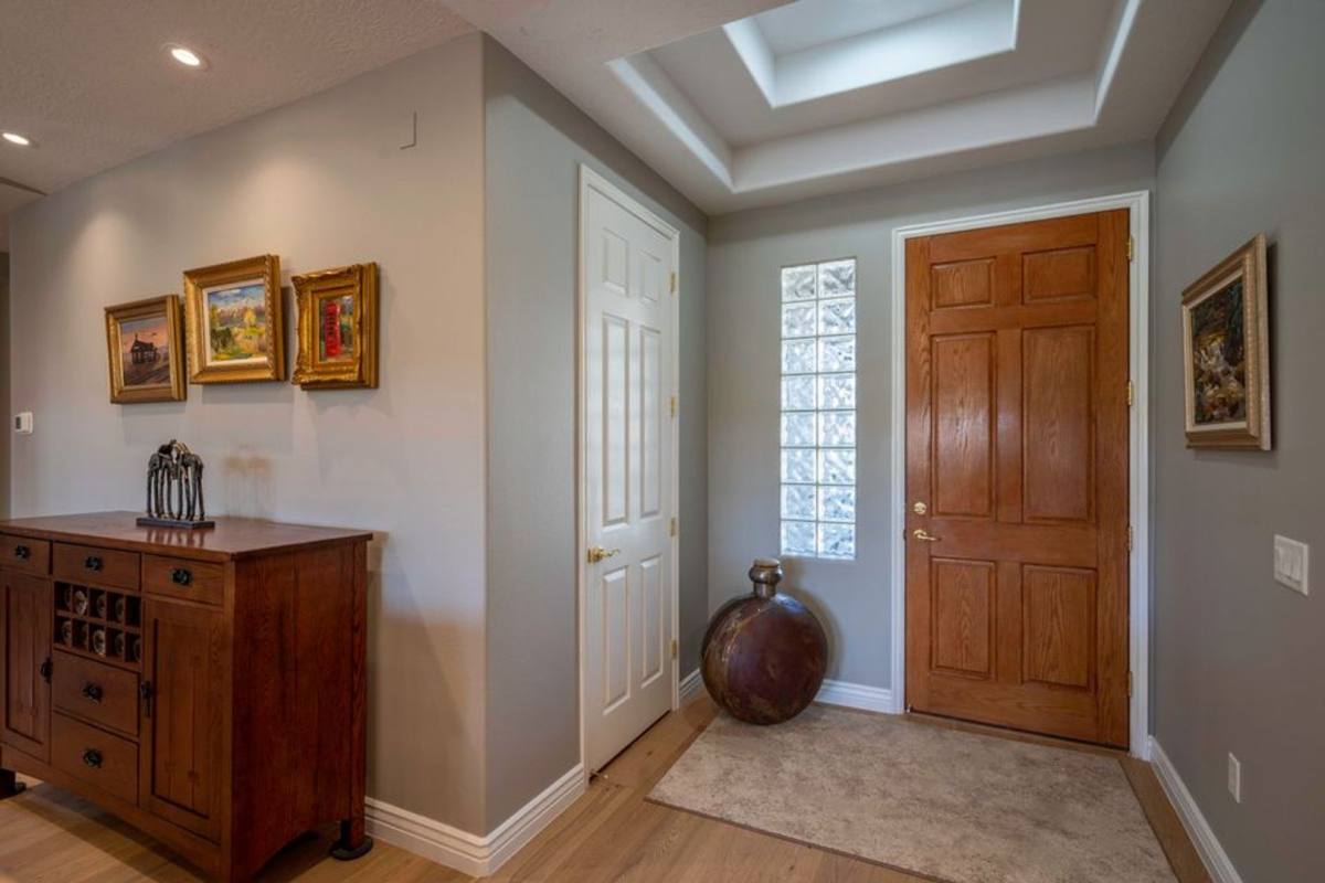 House for rent at 2329 N Prospectors Lane, Washington, UT 84780