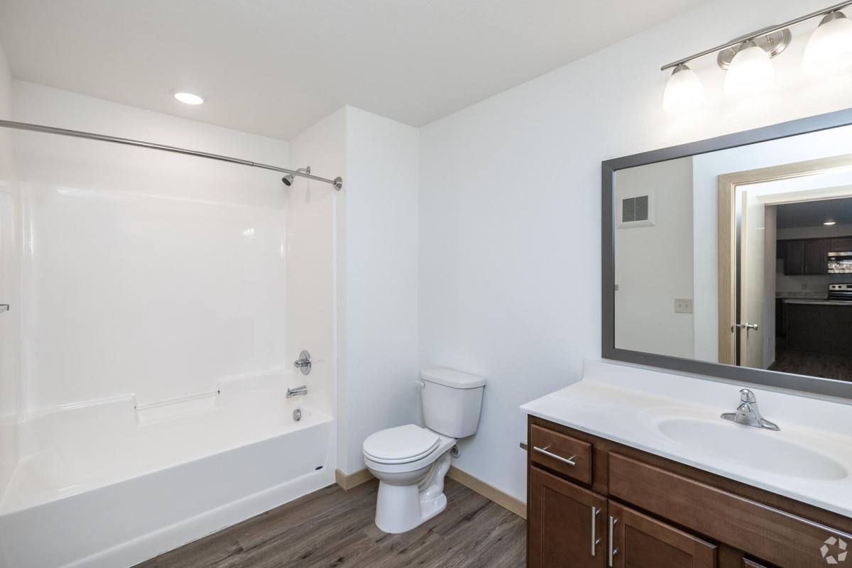 Apartment for rent at 1625 24th Ave NW, Owatonna, MN 55060