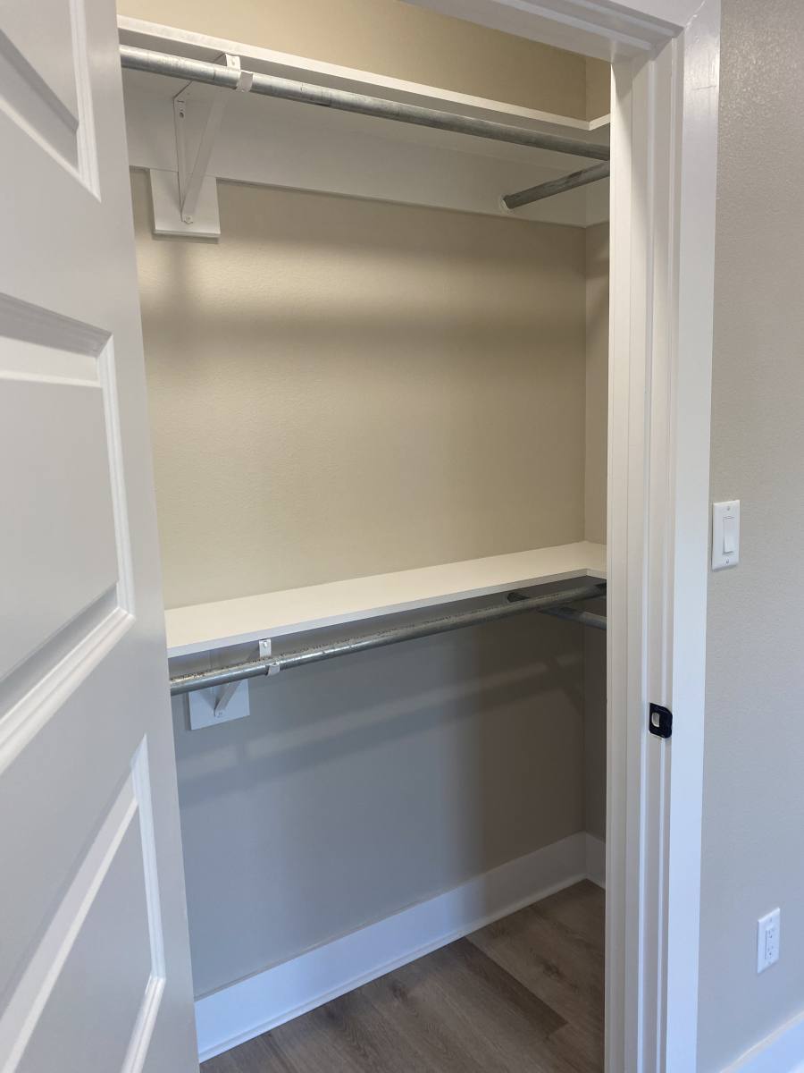 Townhouse for rent at 1327 Bunny Rabbit Rd, Athens, TX 75751