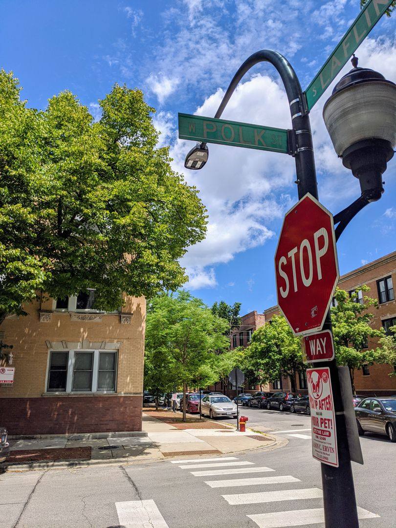 Apartment for rent at 1500 W Polk, Chicago, IL 60607