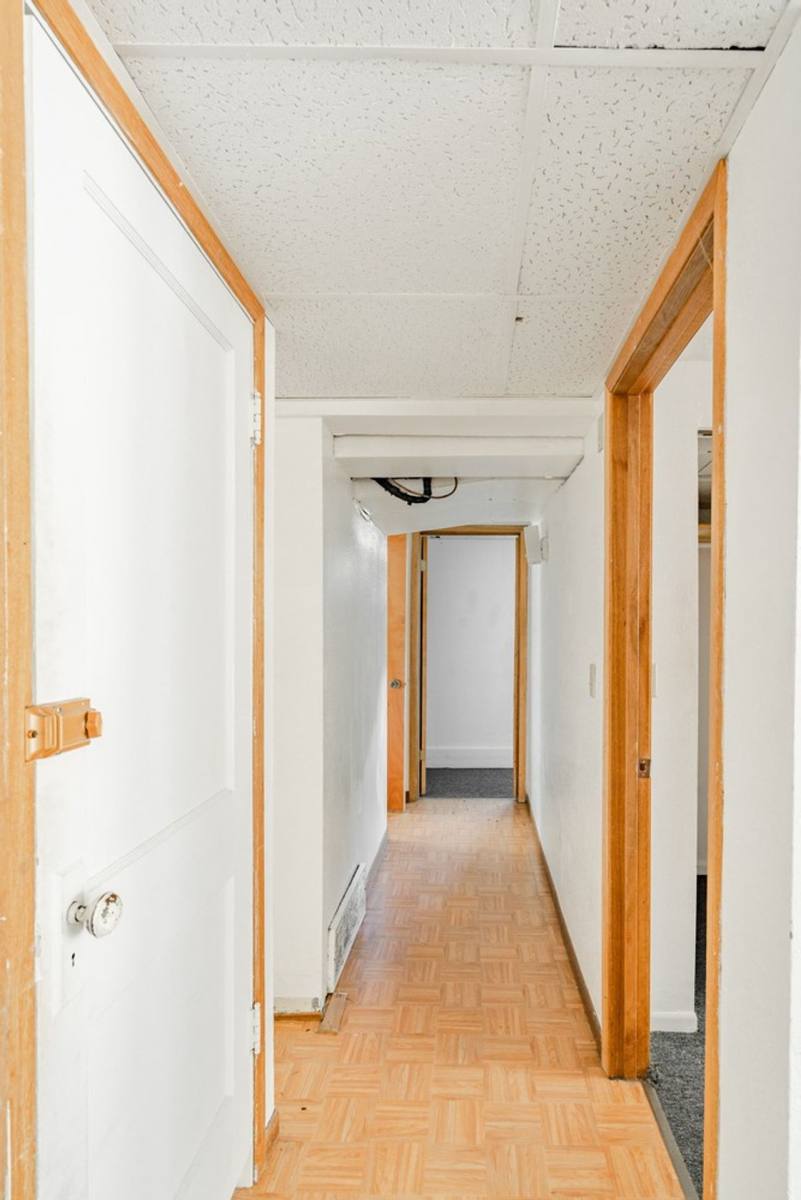 Townhouse for rent at 804 W 18th St, Cedar Falls, IA 50613