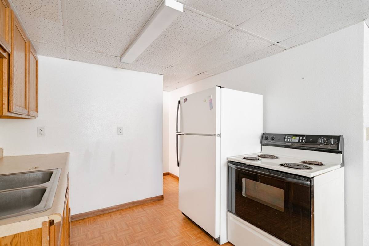 Townhouse for rent at 804 W 18th St, Cedar Falls, IA 50613