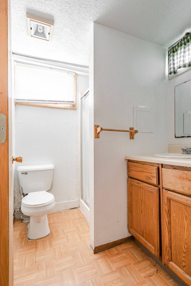 Townhouse for rent at 804 W 18th St, Cedar Falls, IA 50613