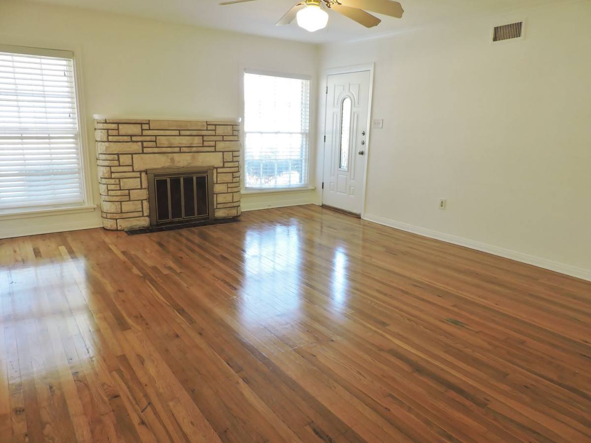 House for rent at 3425 Westcliff Rd S, Fort Worth, TX 76109
