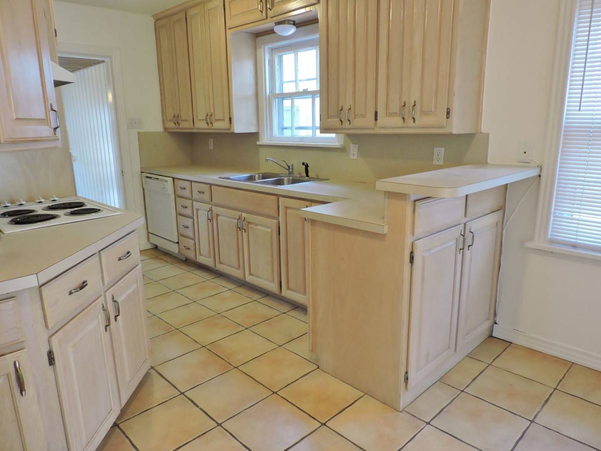 House for rent at 3425 Westcliff Rd S, Fort Worth, TX 76109