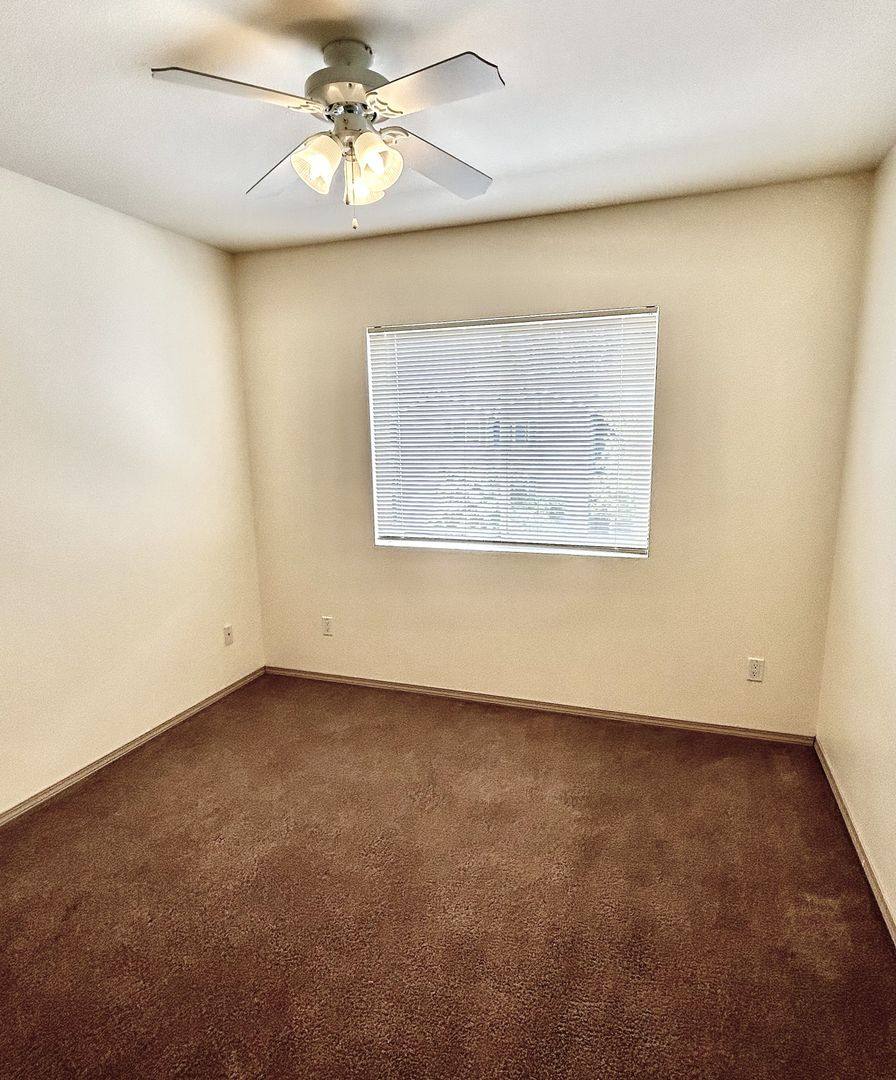 Apartment for rent at 1802 N Pine St, Canby, OR 97013