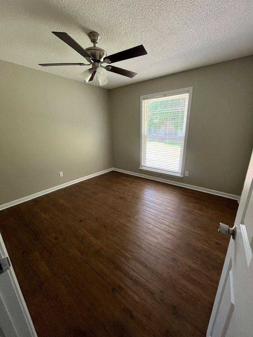 Apartment for rent at 198 Wendwood Dr, Statesboro, GA 30458