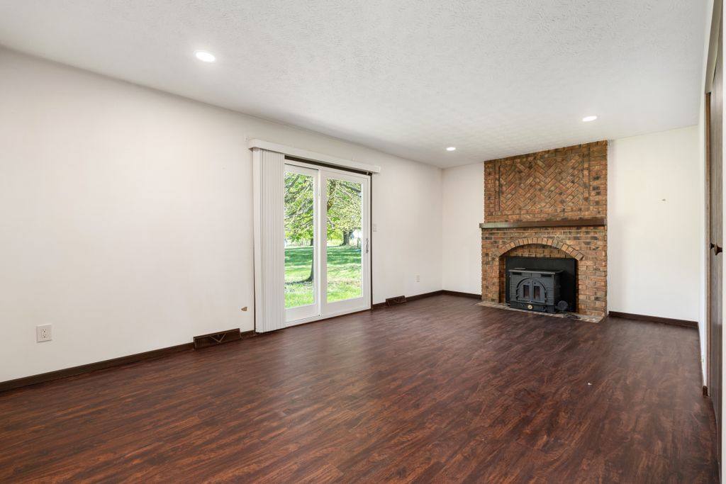 House for rent at 270 W Orange Rd, Delaware, OH 43015